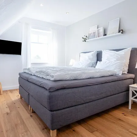 Ferienhaus Reethaus Meerferien Direkt Am Wasser Mellnitz